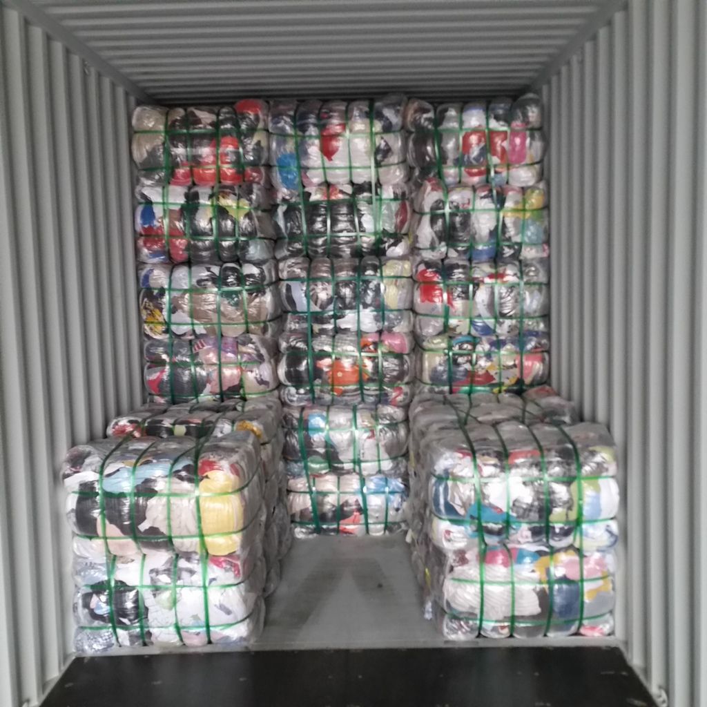 Unisex Pajamas & Loungewear – 1000 pcs